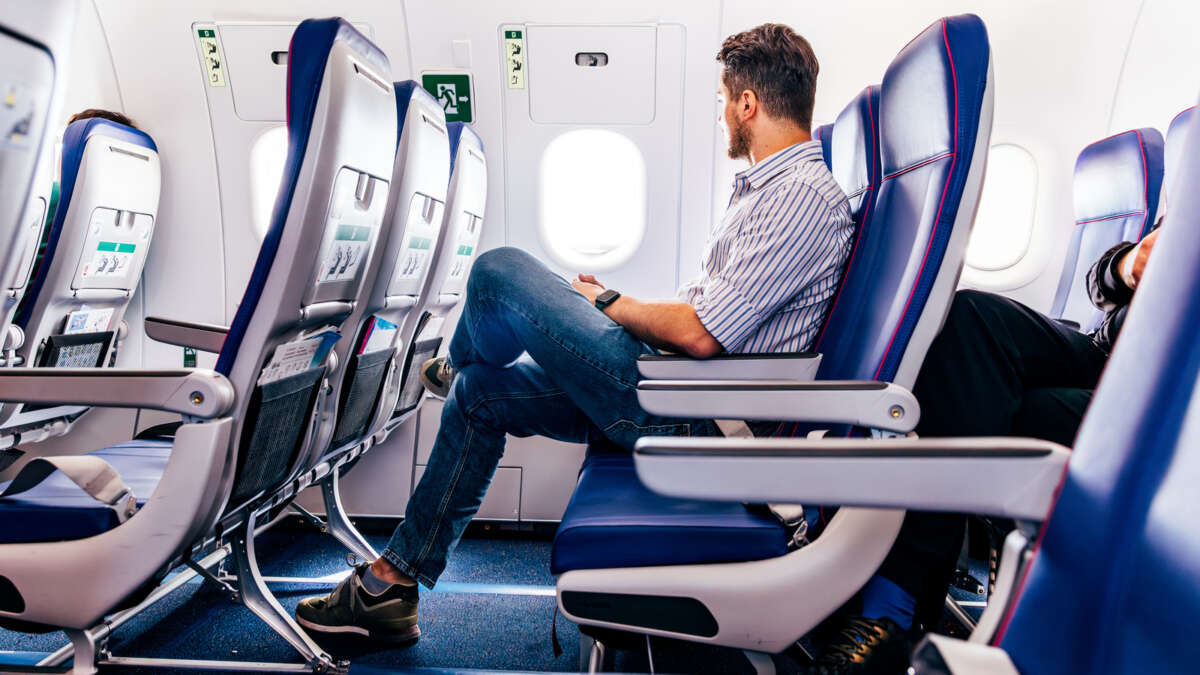 Are Foot Hammocks Allowed On Planes