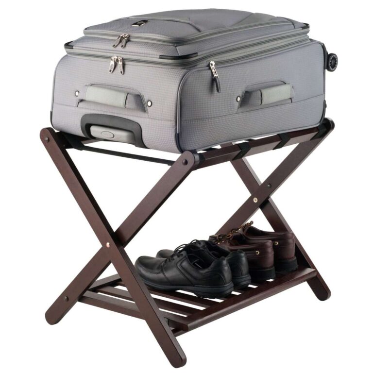How To Use A Luggage Rack